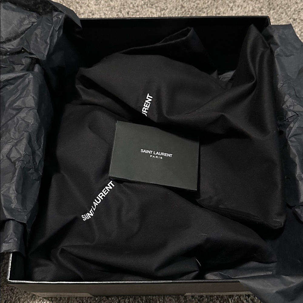Authentic Saint Laurent Opyum YSL 110 Patent Leather Sandals 40 Black/Black - Picture 15 of 16